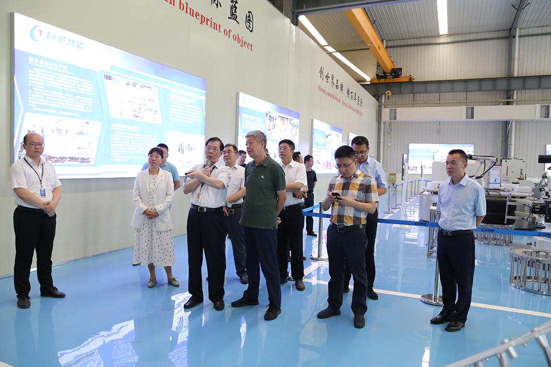The Former Director of the High-tech Department of the Ministry of Science and Technology，Zhao Yuhai, and His Party Visited Greatoo for Investigation and Research