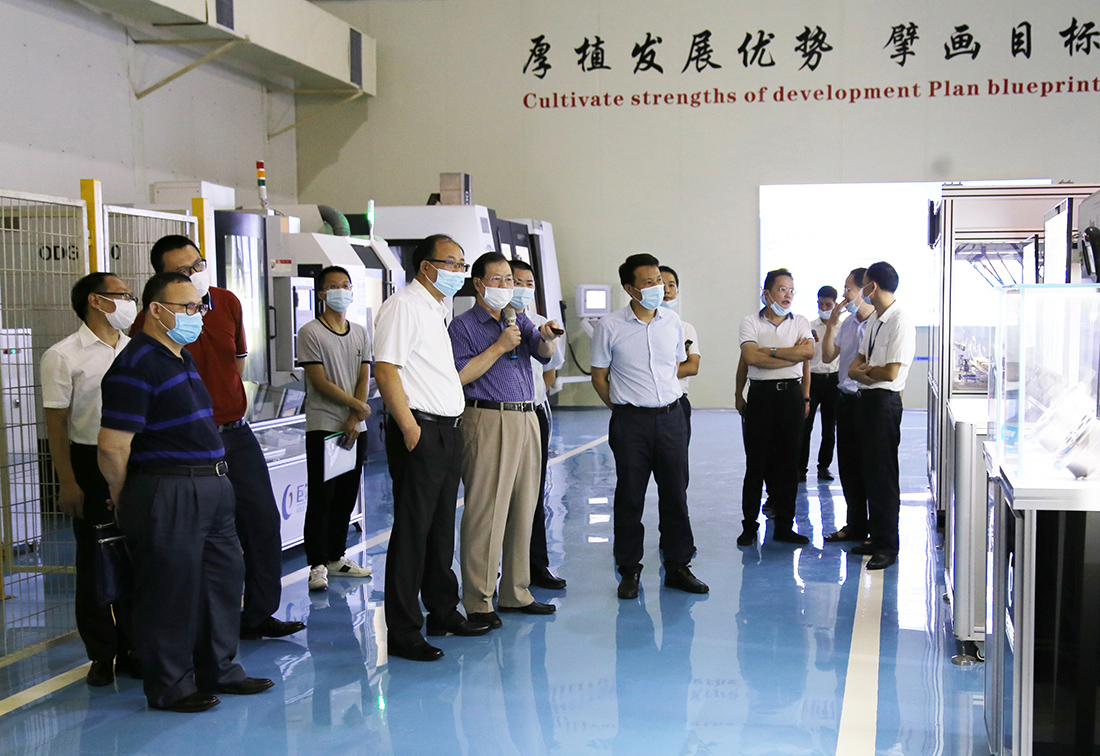 Li Xinquan, Deputy Director of the Department of Human Resources and Social Security of Guangdong Province, and His Entourage Visited Greatoo for Investigation